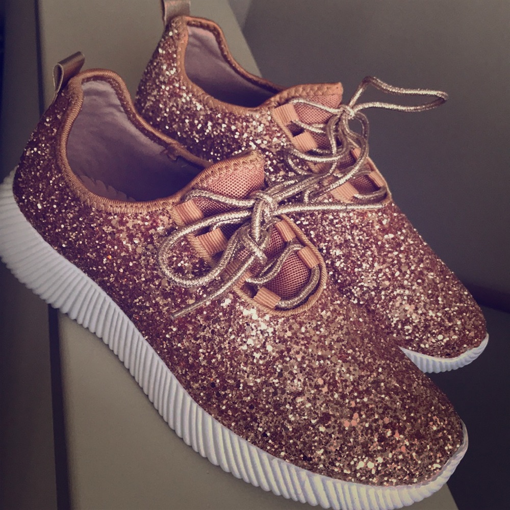 Bling tennis shoes